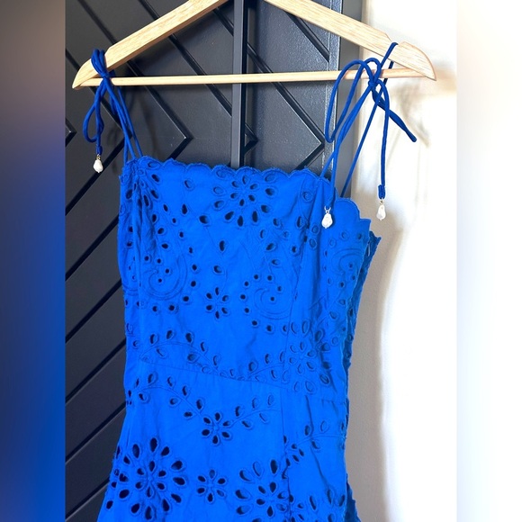 H&M eyelet tie shoulder dress.Size S.Worn only ONCE! Extremely flattering dress! - Picture 7 of 9